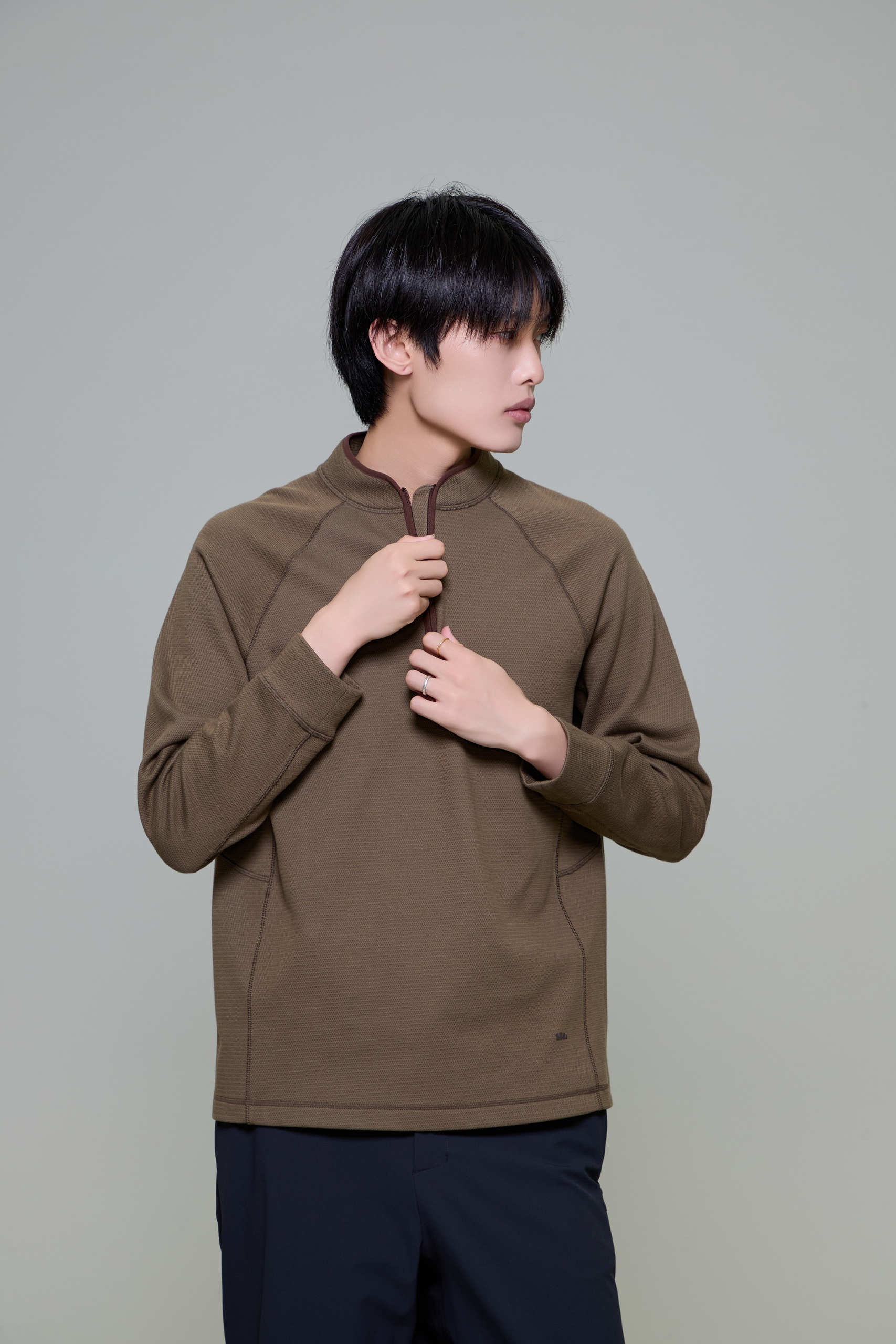 焦下服装模特棚拍